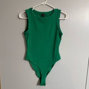 SHEIN emerald Green Sleeveless Bodysuit Size Small‎